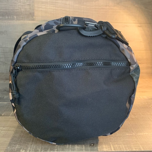 Converse Camouflage Sport Duffel Large - Picture 5 of 5